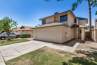 10023 W Sells Dr in Phoenix, AZ - Building Photo - Building Photo