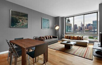46 Center Blvd in Queens, NY - Building Photo - Building Photo