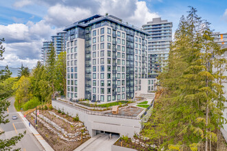 Hamilton in Burnaby, BC - Building Photo - Building Photo