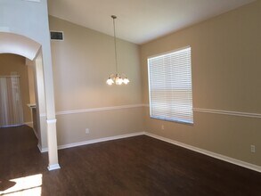 1615 Wakefield Dr in Brandon, FL - Building Photo - Building Photo