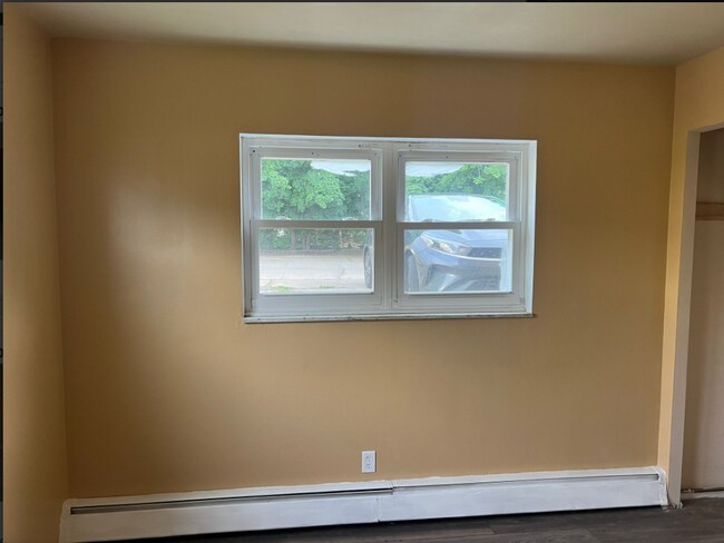 16818 E 1st St in Cleveland, OH - Building Photo - Building Photo