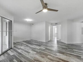 2504 SE 20th Pl in Homestead, FL - Building Photo - Building Photo