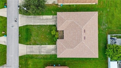 516-518 SE 5th Pl in Cape Coral, FL - Building Photo - Building Photo