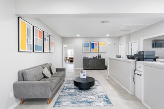 Victoria Park in Houston, TX - Foto de edificio - Interior Photo