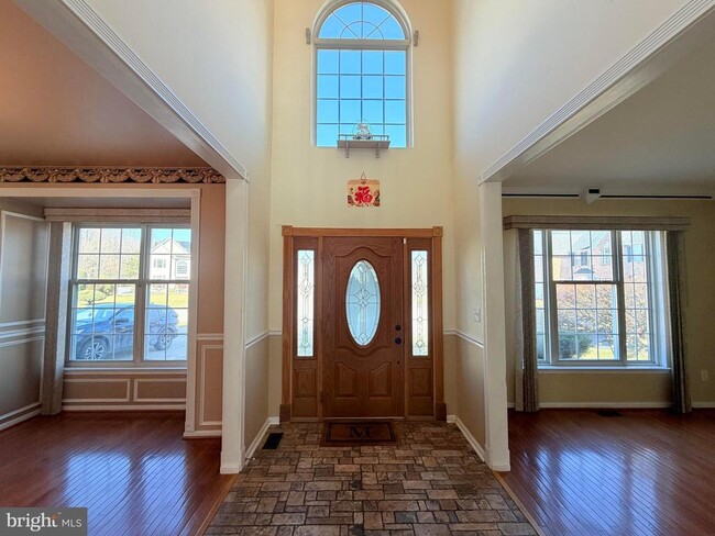 property at 15 Moonlight Ct