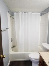 8620 N 31st St in Omaha, NE - Building Photo - Building Photo