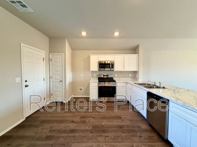 1114 Raven Dr in Claremore, OK - Building Photo - Building Photo