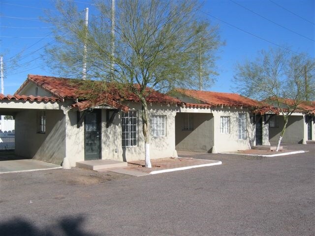 Las Casitas in Phoenix, AZ - Foto de edificio