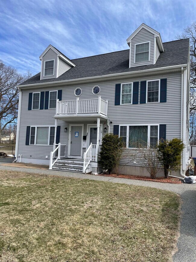 21 Pelham Ave in Methuen, MA - Building Photo - Building Photo