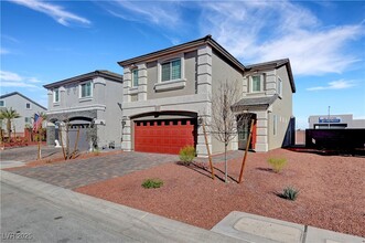 7206 Waving Tree St in Las Vegas, NV - Building Photo - Building Photo