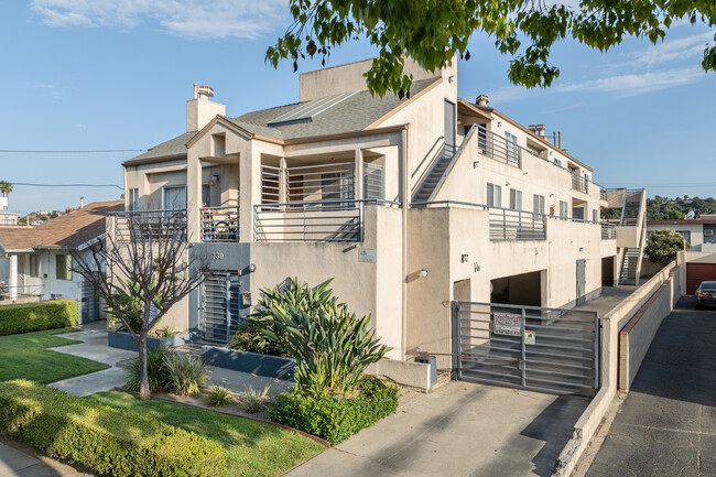 Lido Apartments - 730 E Raleigh St in Glendale, CA - Foto de edificio - Building Photo