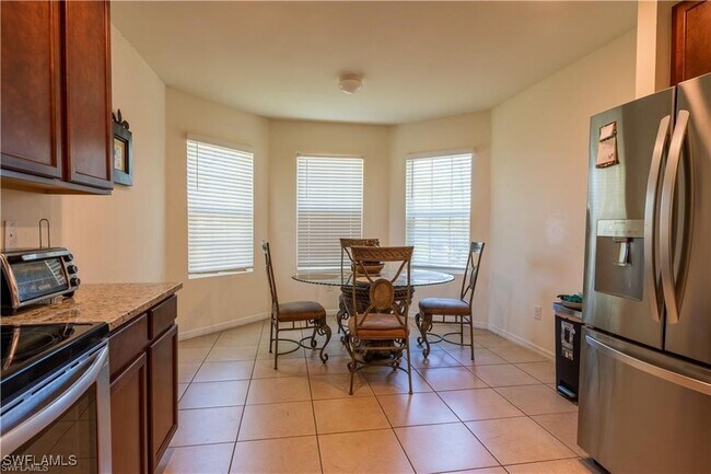 3844 47th Ave NE in Naples, FL - Building Photo - Building Photo