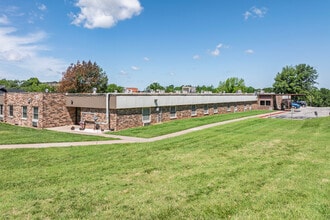 Maranatha Village Retirement Community in Springfield, MO - Foto de edificio - Building Photo