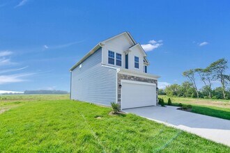 4347 Pummelo Dr in Grove City, OH - Building Photo - Building Photo