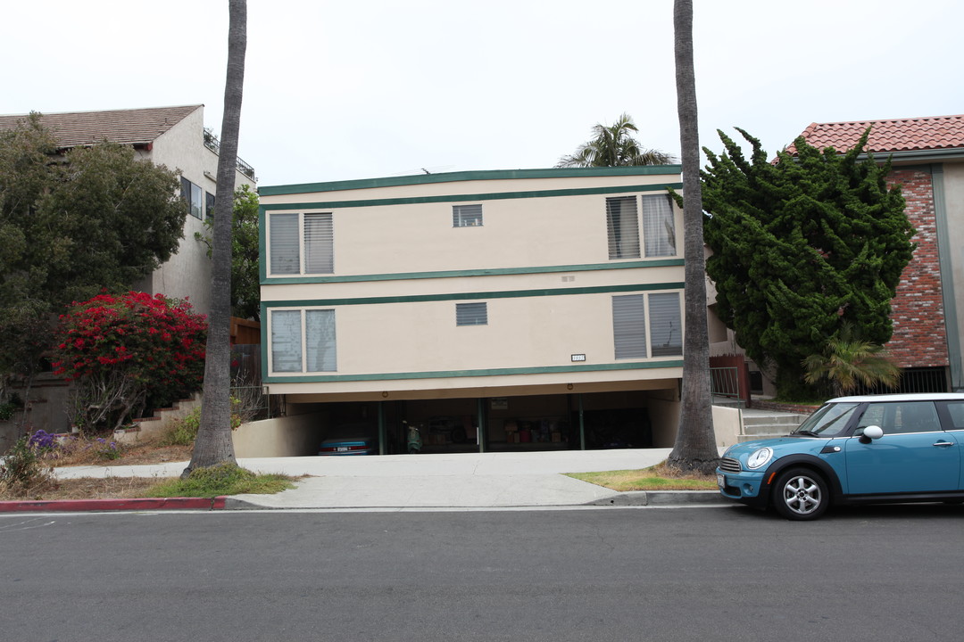 1017 5th St in Santa Monica, CA - Foto de edificio