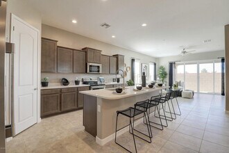 1255 N Arizona Ave in Chandler, AZ - Building Photo - Building Photo