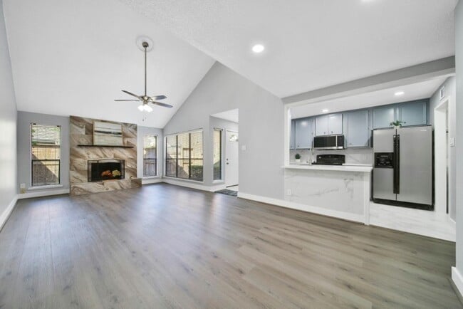 property at 13954 Hollowgreen Dr