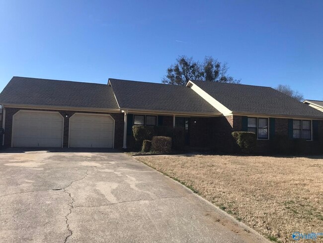 property at 2246 Westmead Dr SW