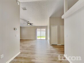 4350 Jillian Dr in Jacksonville, FL - Foto de edificio - Building Photo