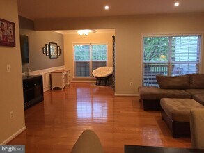 12325 Jarrow Ln in Bristow, VA - Building Photo - Building Photo