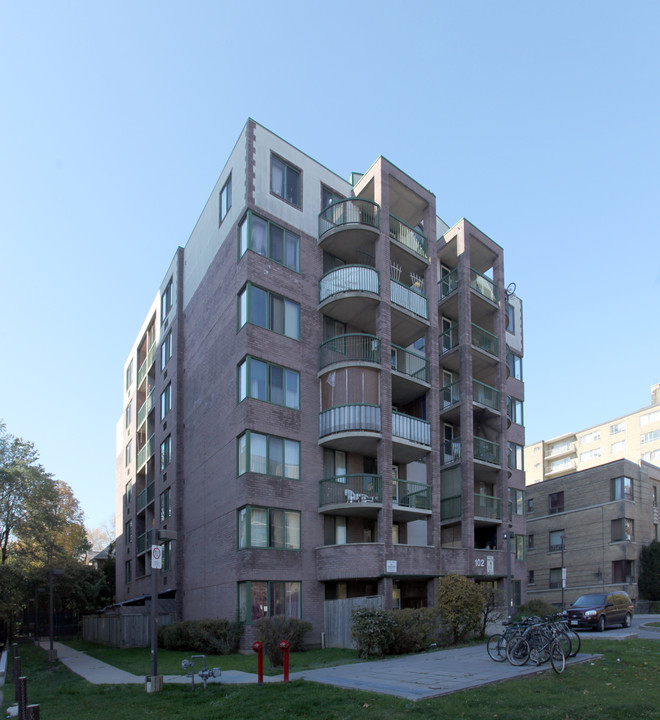 Tyndall Ave Apartments in Toronto, ON - Building Photo