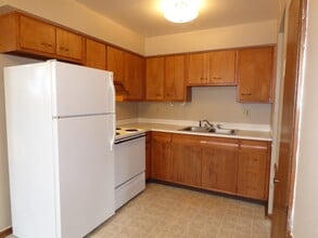 2210 18 1/2 Ave NW, Unit 1 in Rochester, MN - Building Photo - Building Photo