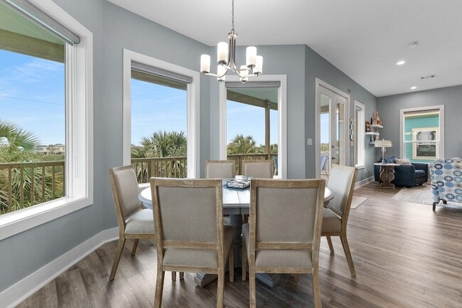 4111 Isla Del Sol Dr in Galveston, TX - Building Photo - Building Photo