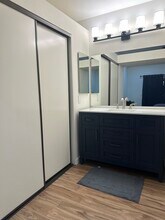 7130 Woodlake Ave in Los Angeles, CA - Building Photo - Building Photo