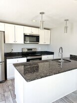 1559 Smith St in Providence, RI - Building Photo