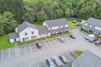 Ledgewood Apartments in Bangor, ME - Building Photo - Building Photo