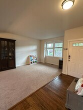 901 Diggs St in Steilacoom, WA - Building Photo - Building Photo
