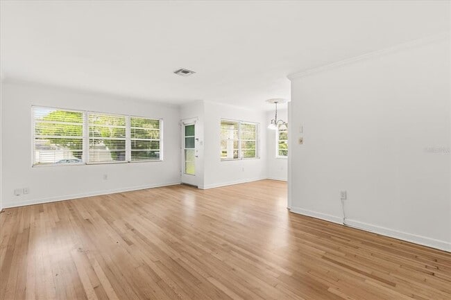 1041 N Thornton Ave in Orlando, FL - Building Photo - Building Photo