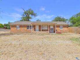 3010 Westhaven Dr in Amarillo, TX - Building Photo