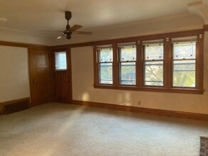 2569 N 61st St, Unit 2569 in Milwaukee, WI - Building Photo - Building Photo