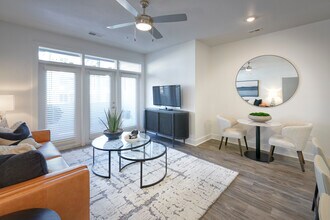 Arista Flats in Broomfield, CO - Foto de edificio - Building Photo