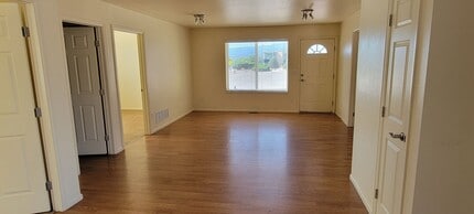 531 Yale Pl in Canon City, CO - Building Photo - Building Photo
