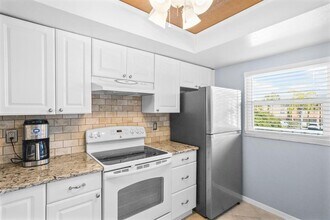 719 Pinellas Bayway S in Tierra Verde, FL - Building Photo - Building Photo