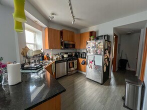 6421 N Greenview Ave in Chicago, IL - Building Photo - Building Photo