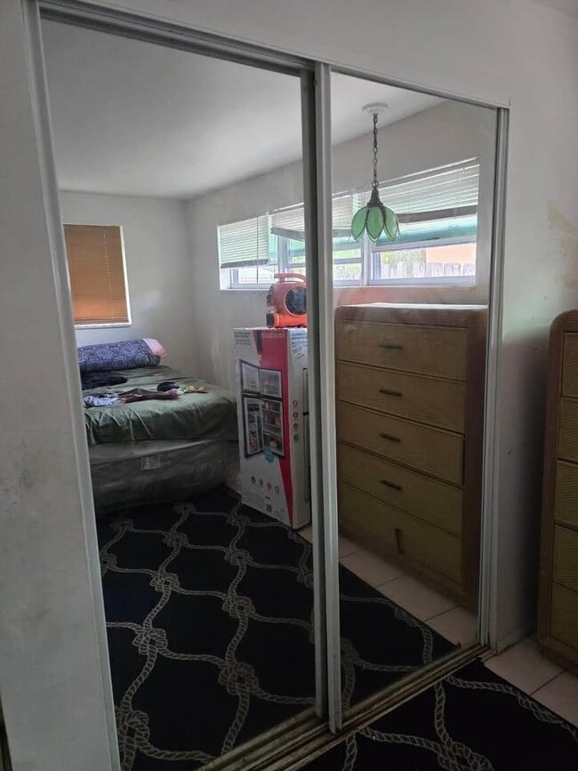 4710 NE 1st Ter in Deerfield Beach, FL - Building Photo - Building Photo