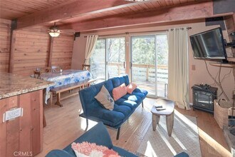 588 Villa Grove Ave in Big Bear, CA - Building Photo - Building Photo