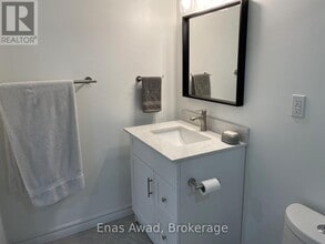 312 Strathmore Blvd in Toronto, ON - Building Photo - Building Photo