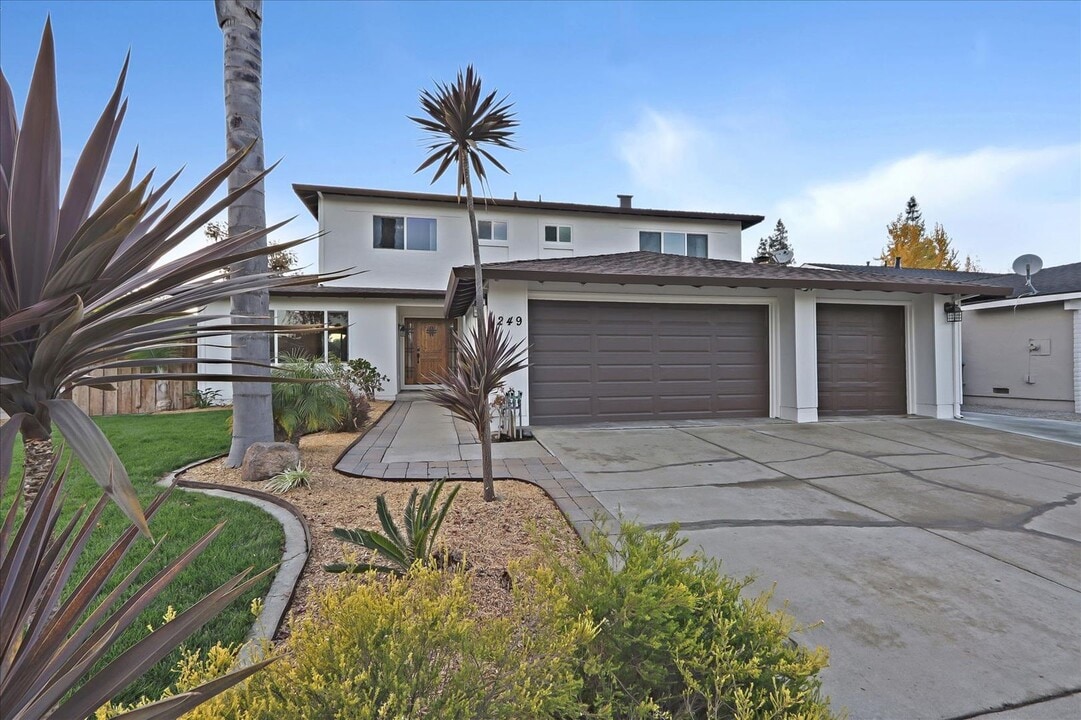 249 Purple Glen Dr in San Jose, CA - Building Photo