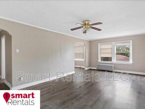 807 Clara Ave in St. Louis, MO - Building Photo - Building Photo