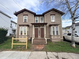 170 S Hyde Park Ave in Scranton, PA - Building Photo