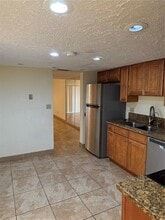 2142 Nova Village Dr in Davie, FL - Building Photo - Building Photo