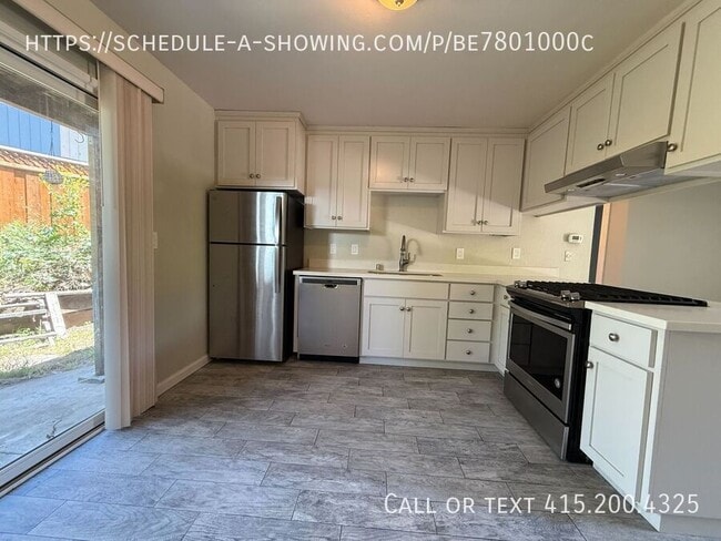 property at 2895 Capitola Rd