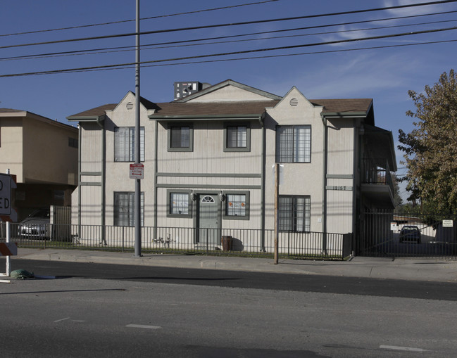 12155-12157 Vanowen St in North Hollywood, CA - Building Photo - Building Photo