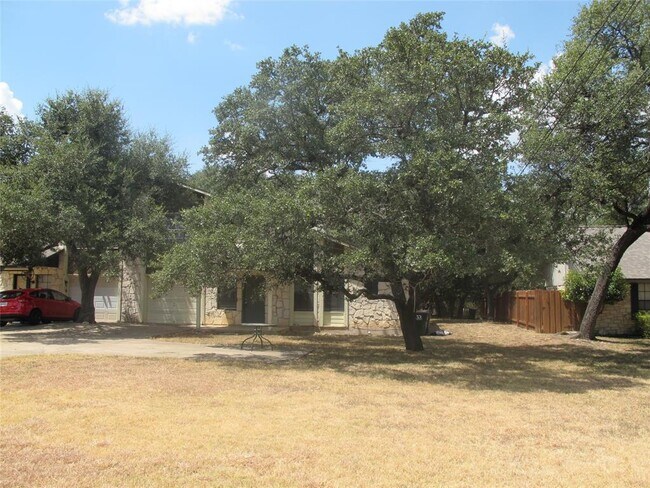 property at 509 Algerita Dr