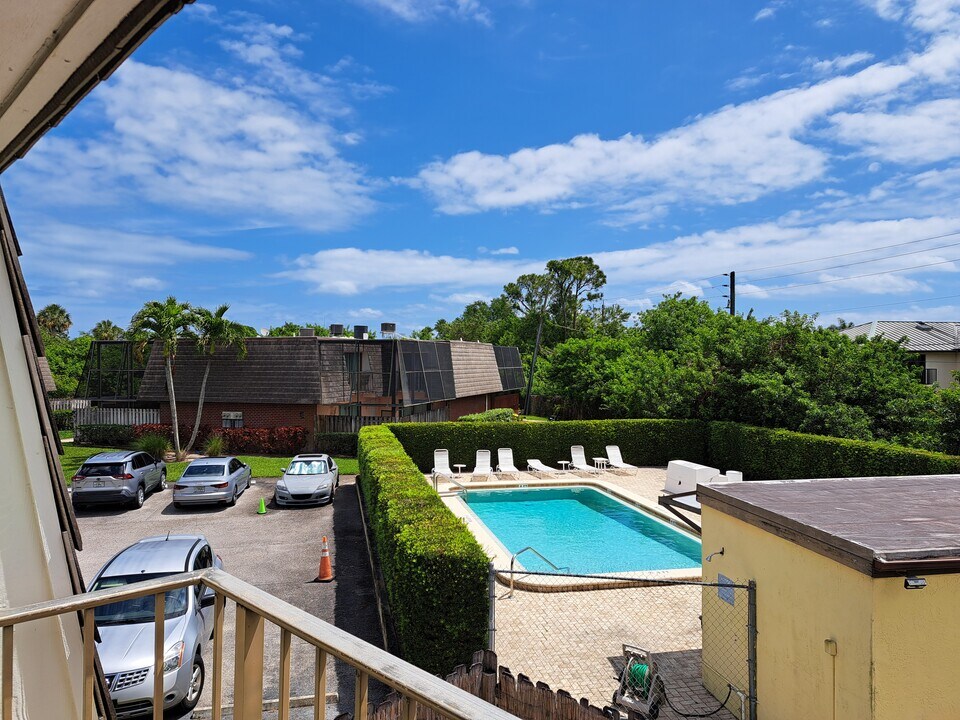 3164 SE Brook St in Stuart, FL - Building Photo