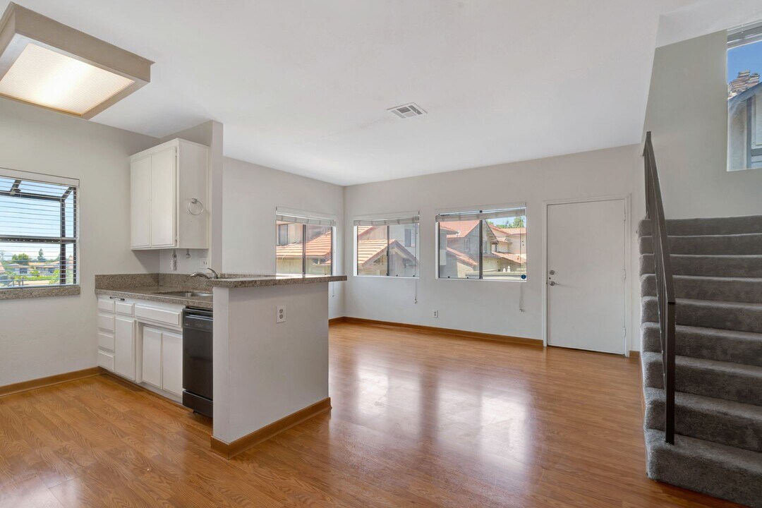 62 Maegan Pl in Thousand Oaks, CA - Building Photo